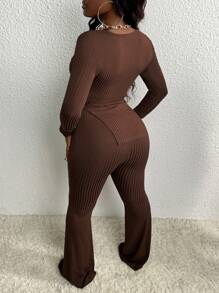 SHEIN Slayr 雞心領口不對稱下擺T恤&喇叭褲 - 咖啡棕 - 查看 2