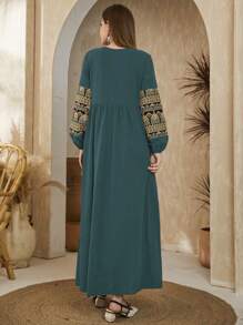 Al Najma Vestido largo de manga larga con estampado geométrico modesto árabe para damas - Verde - Ver 2