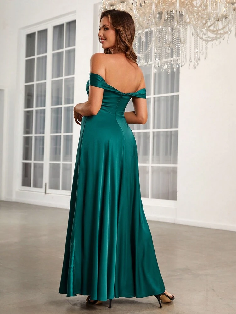 Women's Off-shoulder Waist-fitting A-line Bridesmaid Dress