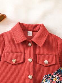 SHEIN Vintaside Kids 女孩翻蓋細節夾克和小碎花印花吊帶連身裙 - 彩色 - 查看 4