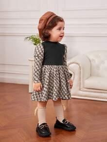 SHEIN 女嬰字母圖案撞色洋裝 - 彩色 - 查看 5