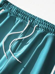 Manfinity Homme 宽松版型男式撞色带设计纽扣侧抽绳腰运动裤 - 藏蓝色 - 查看 4