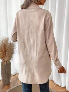 SHEIN LUNE Chất rắn Nút phía trước Vá Túi Áo sơ mi - Màu be - Xem 2