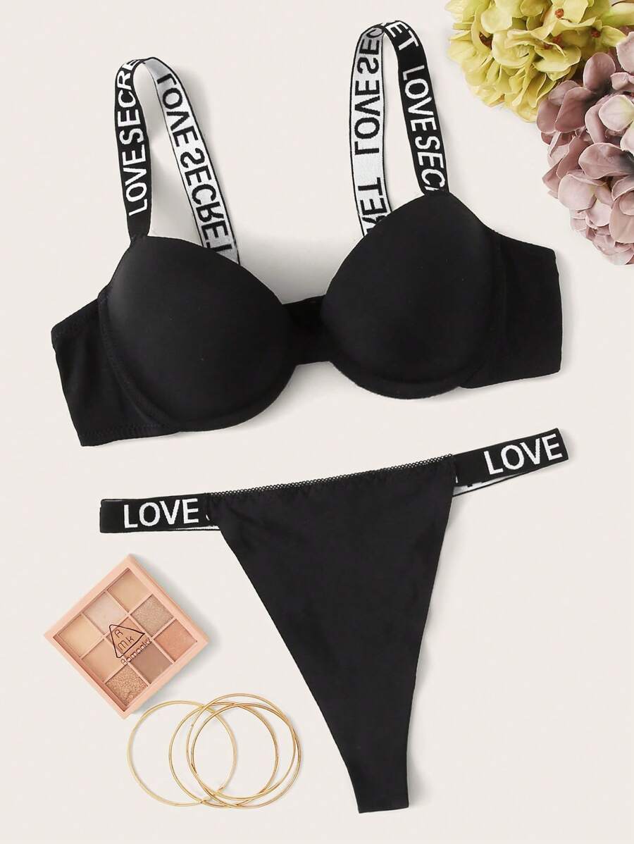 طقم صدرية سلكية وسروال جي-سترينج ذو نمط حرفي بسيط - الأسود - مشاهدة 1