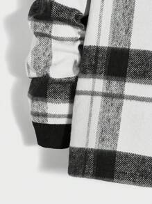 Manfinity Hypemode Men's Loose Fit Plaid Print Shacket Without Hoodie With Patch Pockets - Black and White - View 3