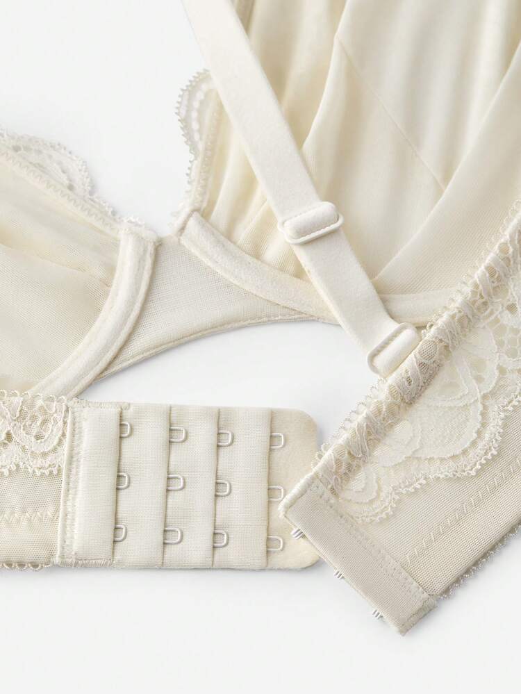 Soutien-gorge plongeant en dentelle sans armatures, lingerie sexy plus taille