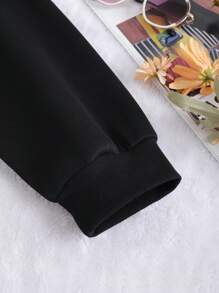 SHEIN EZwear Kích thước lớn Của phụ nữ Báo Môi In Dây rút áo có mũ Lông cừu Áo nỉ - màu đen - Xem 3