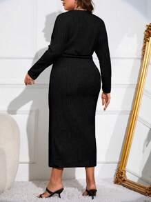 SHEIN Clasi Plus 羅紋針織前結連身裙 - 黑色 - 查看 2