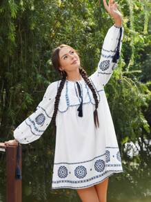 Soleia Women's Geometric Printed Fringe Tie Lantern Sleeve Dress - Blue and White - View 4