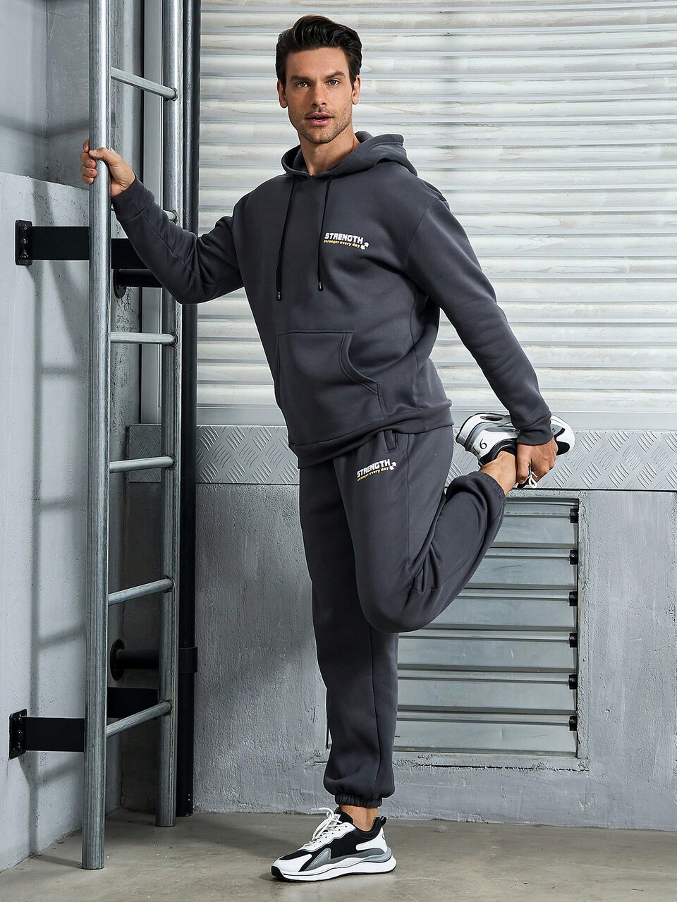 Men's Gray Hooded Sweatshirt Set