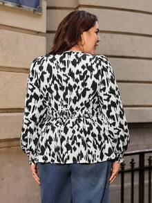 SHEIN Frenchy Plus Allover Print Lantern Sleeve Peplum Blouse - Multicolor - View 2