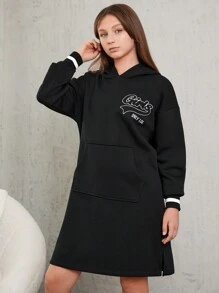 RueChic Teen Girl Letter Pattern Kangaroo Pocket Drop Shoulder Split Hem Hoodie Dress - Black - View 3