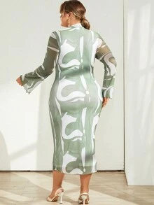 SHEIN Privé Hơn In Đồ họa tay áo lá sen Cổ giả Váy bodycon - Nhiều màu - Xem 2