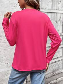 SHEIN Essnce Của phụ nữ Thả vai Tay áo dài Áo thun Với In thư - Màu Hồng Tươi - Xem 2