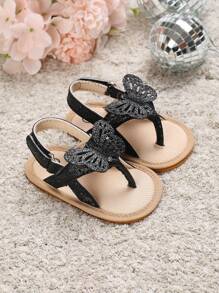 1 双甜美时尚女婴黑色夏季凉鞋