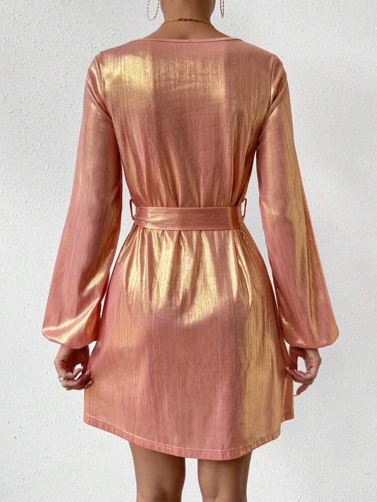 Women's Stylish Pink Round Neck Long Sleeve Dress With Bowknot