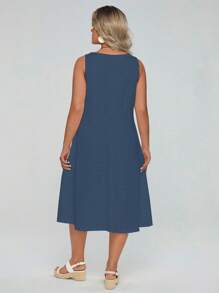 SHEIN Clasi 大尺碼女性無袖坦克洋裝，帶凹口領口 - 寶藍色 - 查看 2