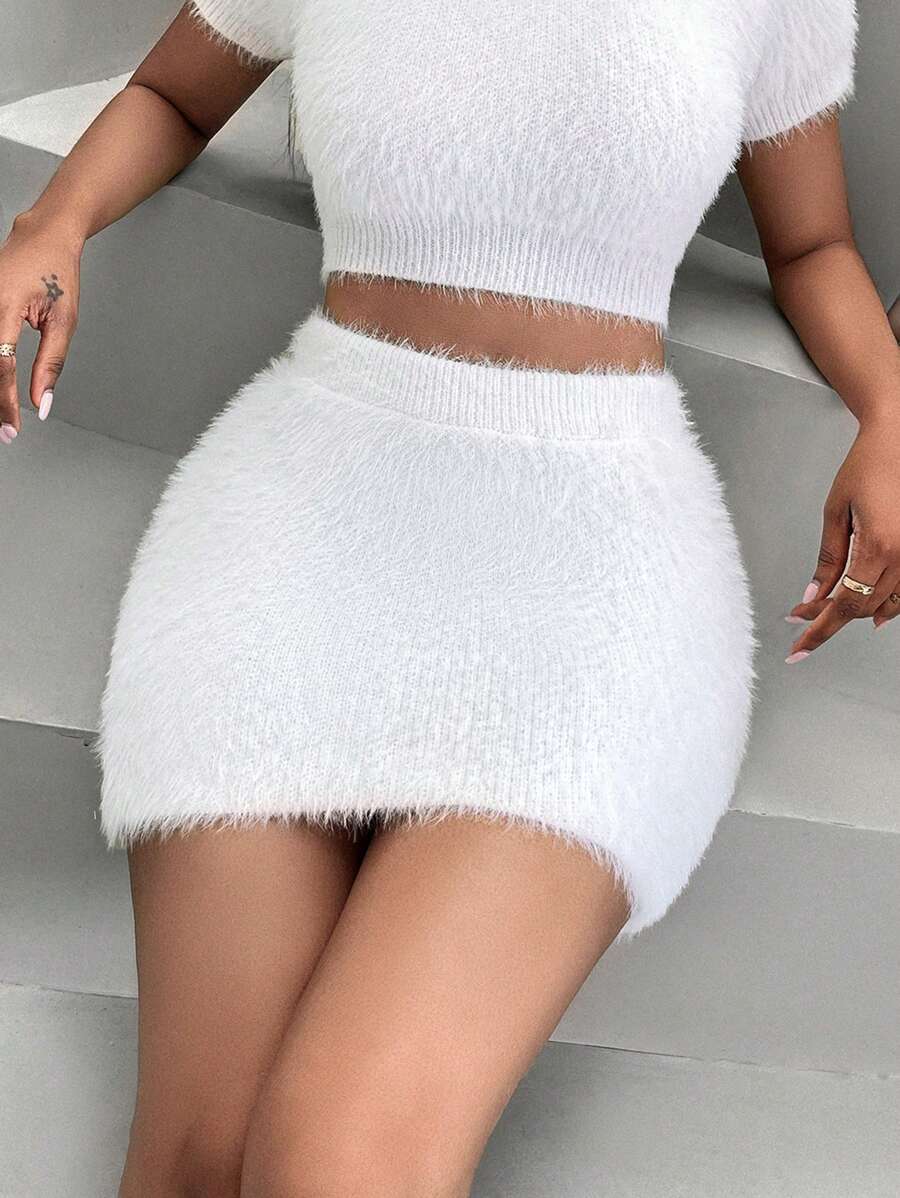 SHEIN Slayr Falda Corta Blanca De Cintura Alta De Imitación De Piel De Visón - Blanco - Ver 1