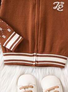 Bebé niño Cárdigan con patrón de letra ribete de rayas con capucha