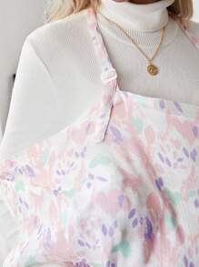 Cozy Pixies 一件经 Oeko-Tex 认证的紫色叶子和心形印花哺乳上衣