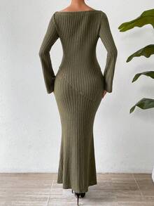 SHEIN Privé Cổ thuyền Tay áo kèn  Viền không đối xứng Áo thun & Váy - xanh quân đội - Xem 2