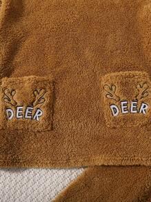 SHEIN Cậu bé Tween Thêu Hoạt hình Thiết kế tai 3D áo có mũ Flannel Bộ PJ - Màu Khaki - Xem 9