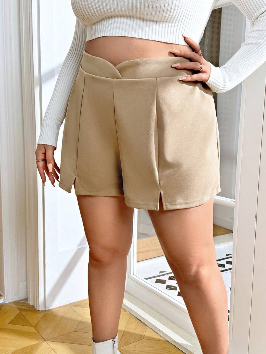 SHEIN Essnce Plus Asymmetrical Waist Split Hem Shorts - Khaki - View 1