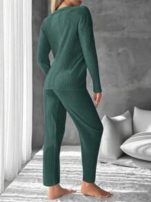 SHEIN Cottnline Women's Ribbed Stripes Pajama Set With Text Print - Army Green - View 2