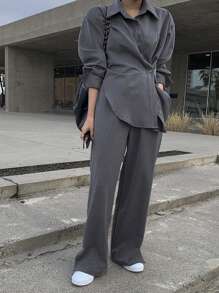 DAZY 女士纯色褶皱衬衫和开衩阔腿裤套装，适合办公室穿着，女士两件套休闲套装