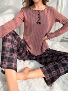 Lazeform 蝴蝶结细节荷叶边上衣和格子裤睡衣套装，秋冬舒适优雅细节