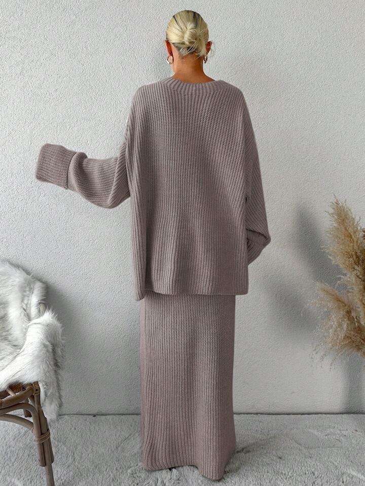 SHEIN Solid Color Drop Shoulder Sweater And Woolen Skirt