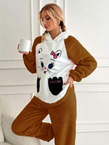 EURMUSE Conjunto de pijama con bordado de dibujos animados de manga raglán con diseño de orejas 3D con capucha de franela - Marrón - Ver 3