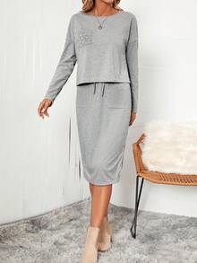 SHEIN LUNE 女用珍珠飾釘細節落肩上衣(附口袋)和高腰裙套裝 - 灰色 - 查看 4