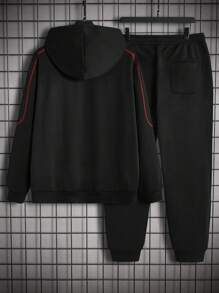 Manfinity Homme 男士大码拼接滾邊拉鏈連帽衫和運動褲 - 黑色 - 查看 2