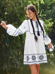 Soleia Women's Geometric Printed Fringe Tie Lantern Sleeve Dress - Blue and White - View 3