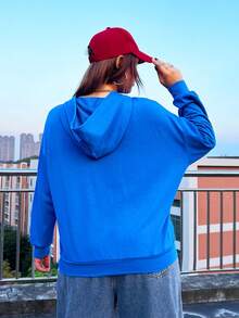 SHEIN EZwear Plus Size Letter Graphic Drop Shoulder Sweatshirt - Blue - View 2