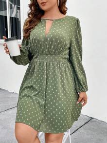 Celure 大碼圓點鎖眼領燈籠袖洋裝 - 軍綠色 - 查看 3
