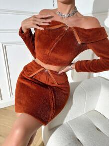 Chiquease lông tơ Bộ đồ trên và váy Với Off-shoulder Thiết kế - màu nâu - Xem 1