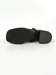 女性方頭瑪麗珍淺口皮鞋帶粗跟和防水防水台