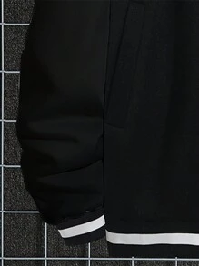 Manfinity EMRG Loose Fit Men's Skull Print Baseball Collar Jacket - Black - View 6