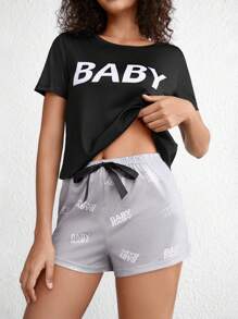 女士睡衣短袖 T 恤和短褲套裝帶文字設計 - 彩色 - 查看 1
