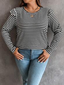 SHEIN Franclia 条纹印花荷叶边 T 恤 - 黑與白 - 查看 2