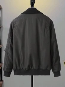 Manfinity Homme 男士字母拼接翻蓋口口袋貨物夾克（不帶t恤） - 黑色 - 查看 2