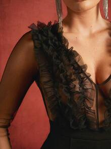 Hauture Bộ đồ liền thân ống rộng lưới xếp nếp cổ sâu - màu đen - Xem 3