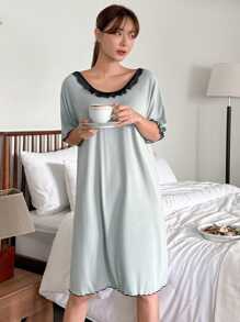 DAZY 對比蕾絲剪裁露背奶油色質感袖裝晚裝