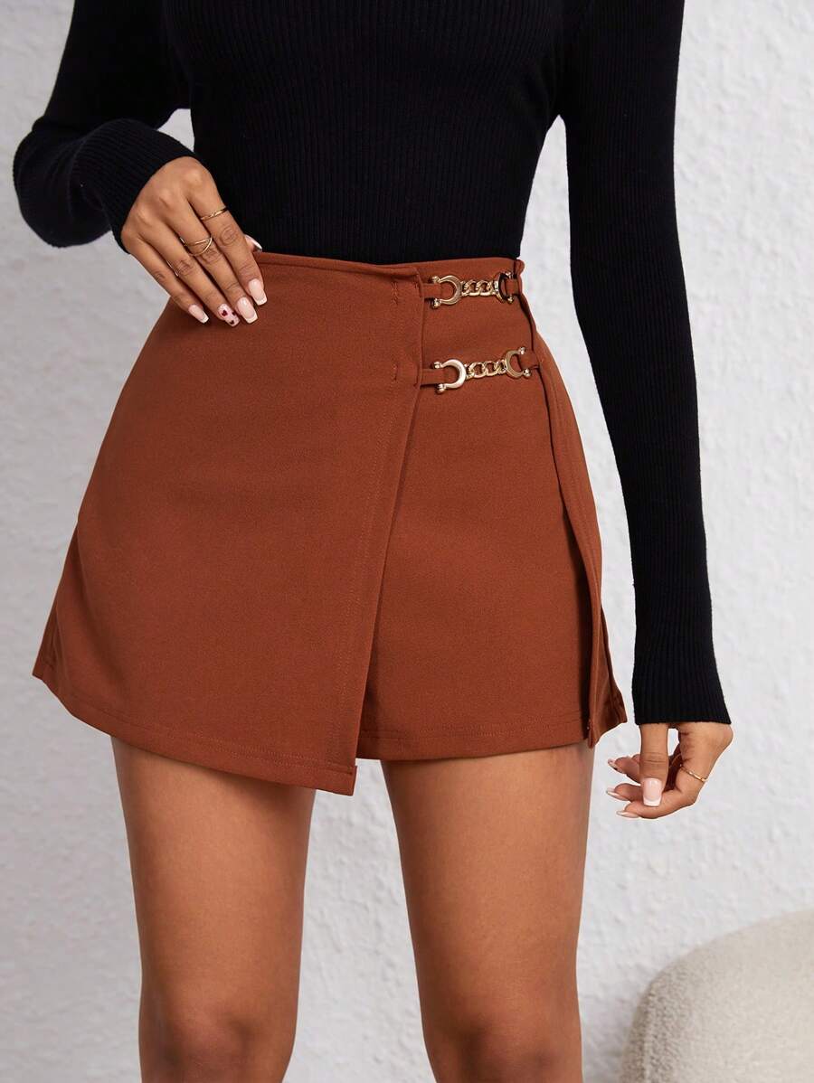 SHEIN Privé Chain Detail Wrap Hem Skort - Redwood - View 1