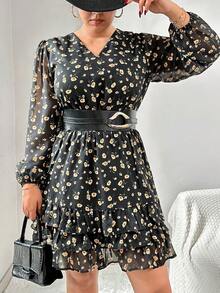 RueChic Talla grande floral patrón de manga farol Vestido con con fruncido bajo con capas ( Cinturón no incluido ) - Multicolor - Ver 3