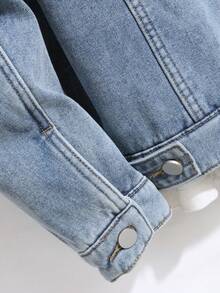 Manfinity Men Flap Pocket Denim Jacket Without Tee - Light Wash - View 4