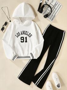 SHEIN Conjunto Casual De Sudadera Con Capucha Y Pantalones Acampanados Impresos Para Chicas Pre-adolescentes