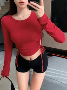 Dazy Designer Chất rắn Bên dây rút Áo phông Crop - Đỏ - Xem 5